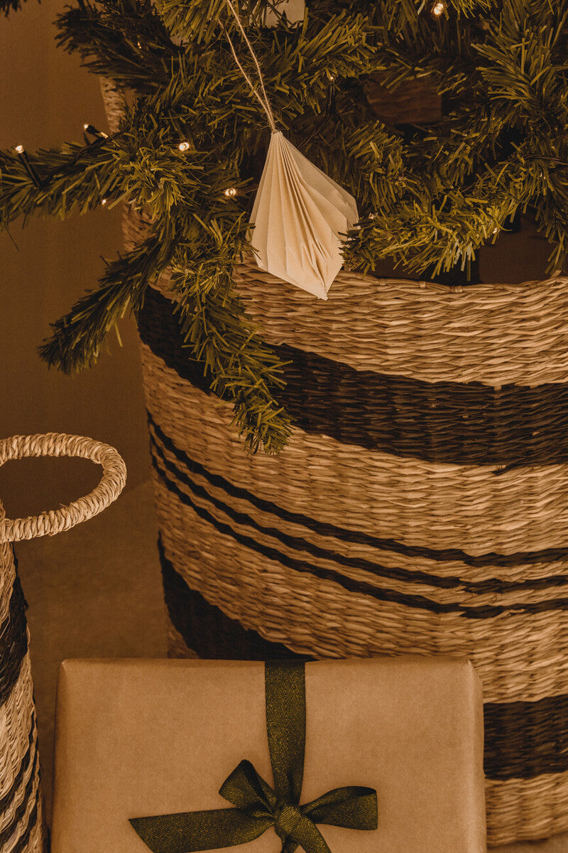 Arles Black and Natural Seagrass Set of 2 Storage Baskets