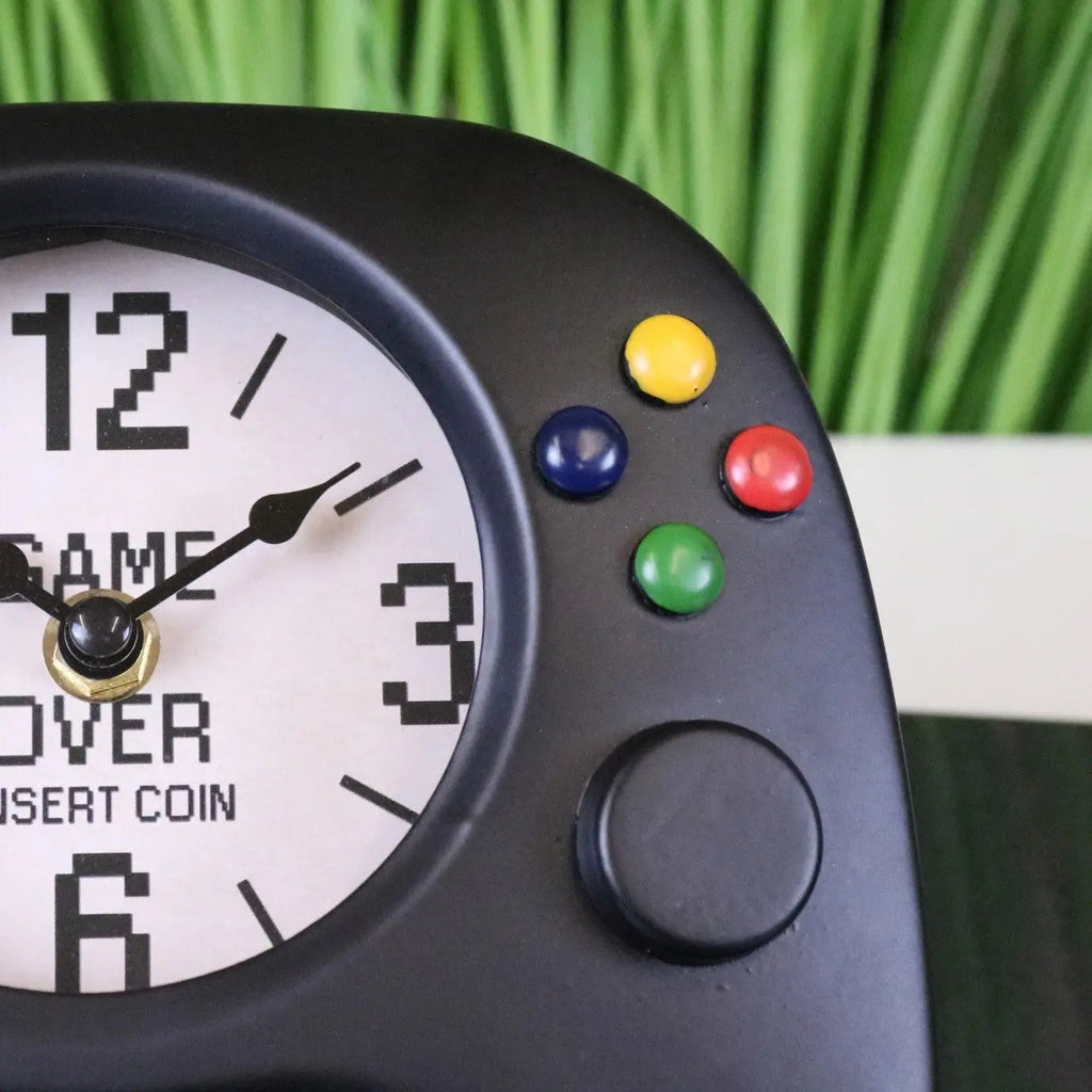 Gaming Controller Desk & Wall Clock